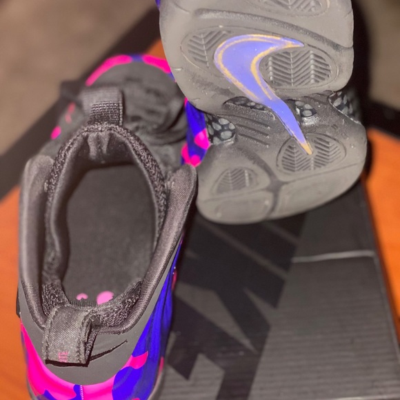 Nike Air Foamposite - Picture 5 of 6